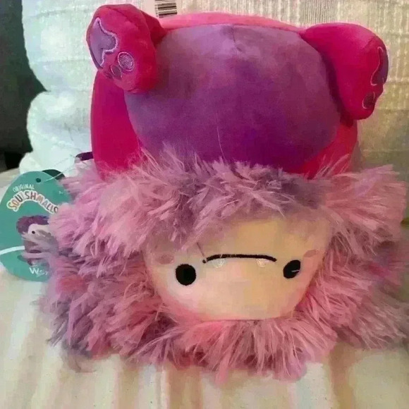 Squishmallow - Woxie the Bigfoot - Picture 1 of 6